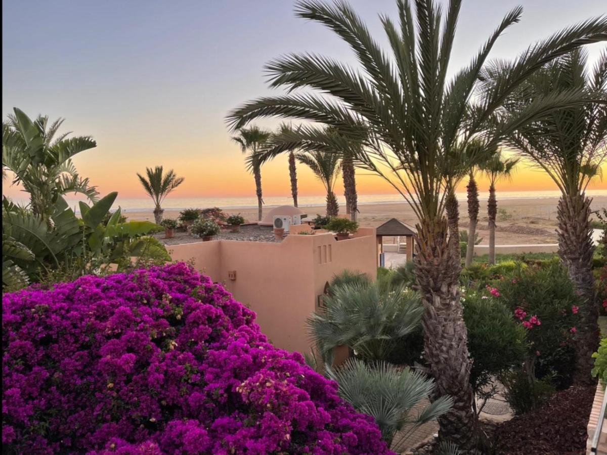 Paradis Plage Pieds Dans L'Eau - Superbe Appartement & Jaccuzi 阿加迪尔 外观 照片